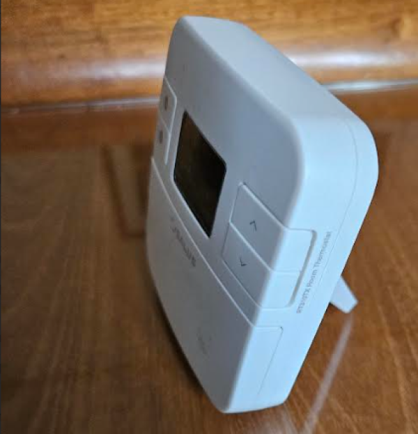 Freestanding Room Thermostat